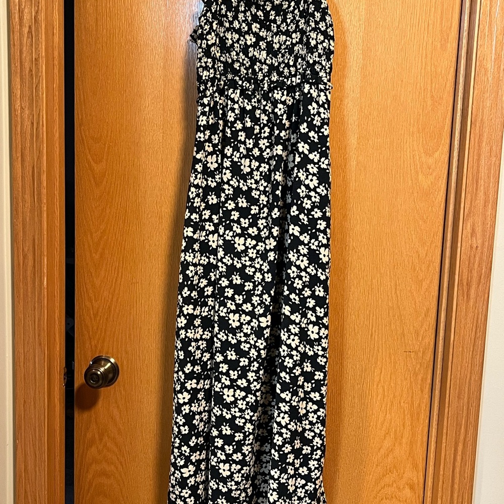 Maternity Floral Black and White Dress